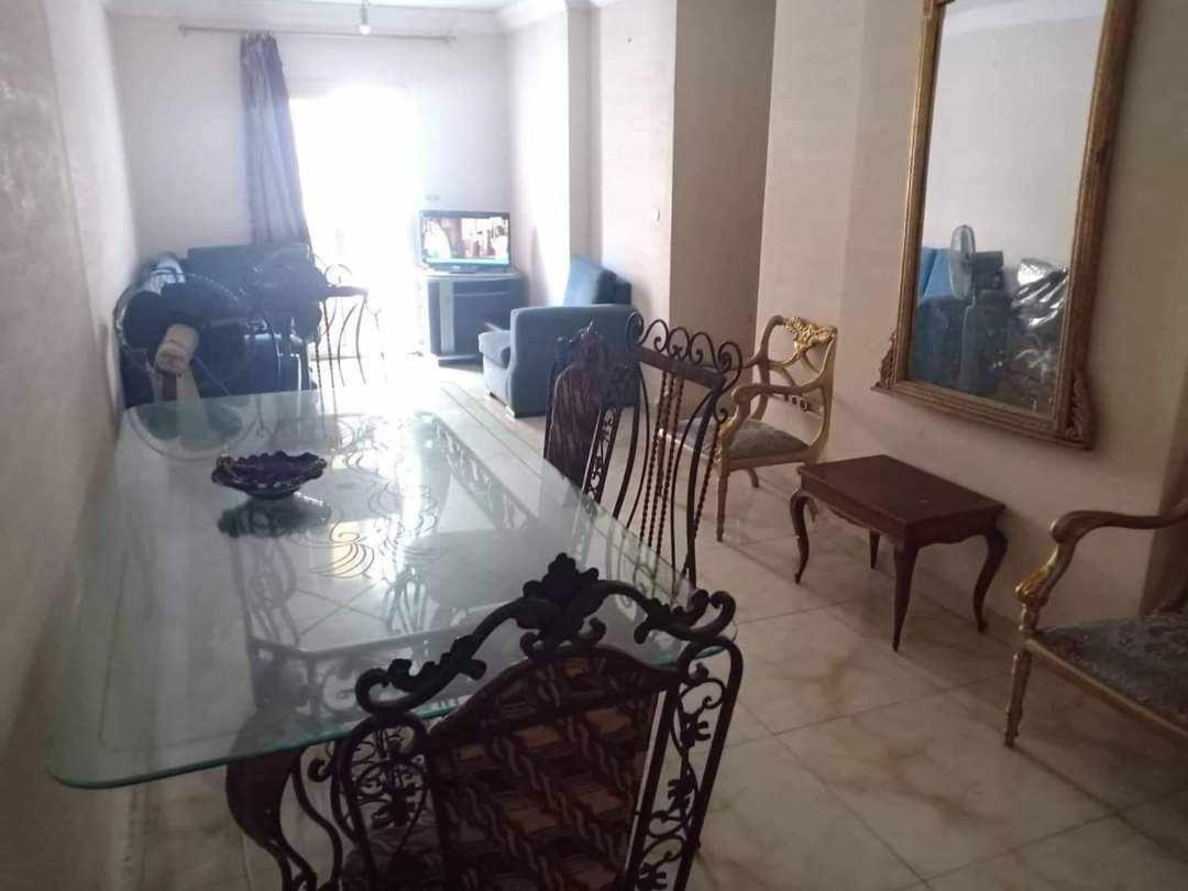 Apartament شقه مفروشة 3 عماره من البحرfurnished In 3 Building From The Sea للتواصل Zero One Zero Zero Zero Four Six Two One Eight Eight